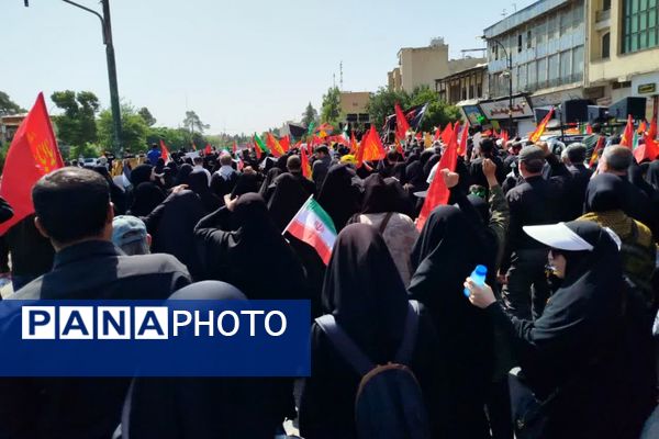 اربعین است و جهان یکسره هیأت شده است