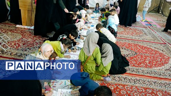 برپایی غرفه کودک در نماز جمعه شهرستان کاشمر 