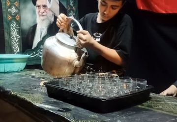پناه در سایه‌ خیمه‌ها روایتی از حضور مردم در دهه دوم محرم