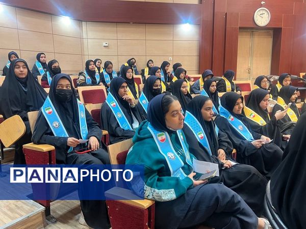 انتخابات شورای دانش آموزی در ناحیه 2مشهد