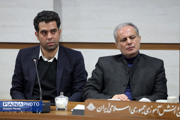 جلسه مدیران استان‌ها با شورای معاونان سازمان دانش‌آموزی 