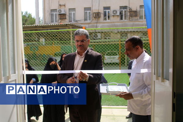 افتتاح زمین چمن مصنوعی و خانه ورزش در بوشهر