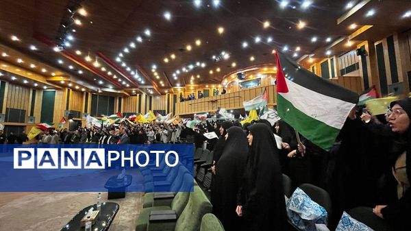 همایش بزرگ پیشگامان رهایی در دانشگاه آزاد واحد کرج