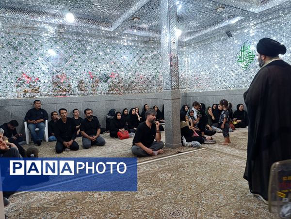 برگزاری مراسم شب سوم عزاداری اباعبدالله(ع) در تکیه ابوالفضلی نیشابور
