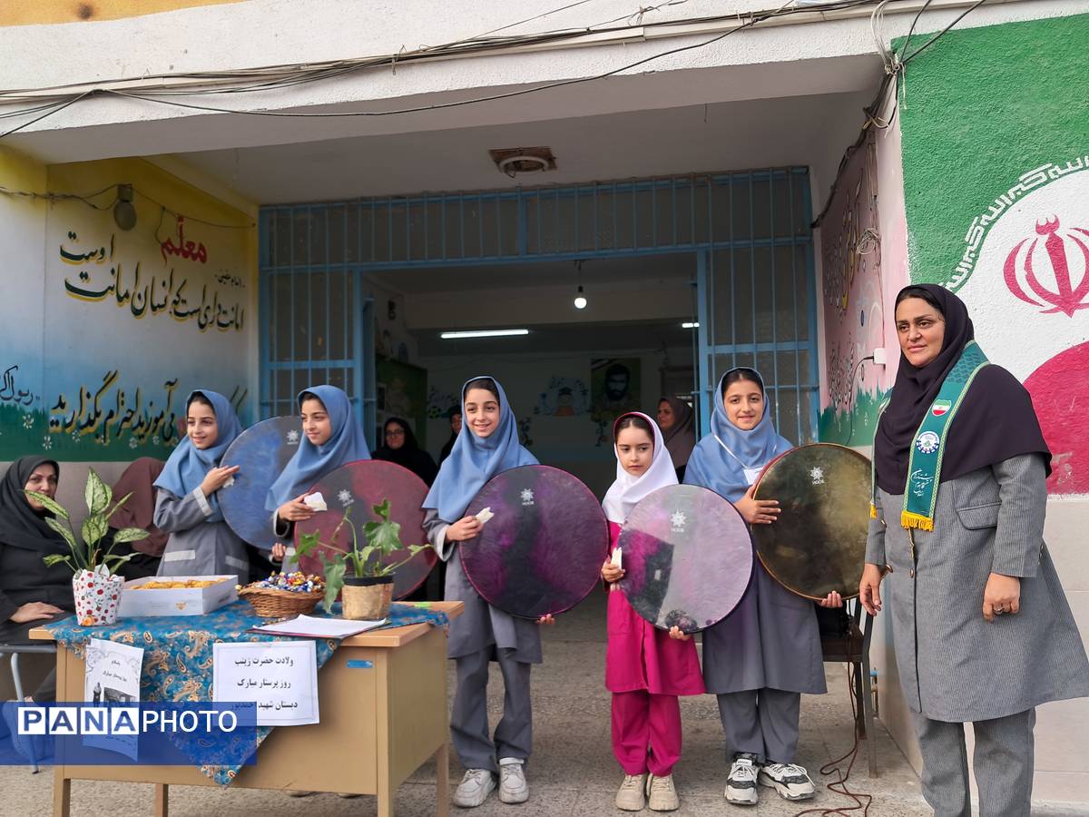 جشن میلاد حضرت زینب(س) در دبستان شهید احمدپور قائمشهر