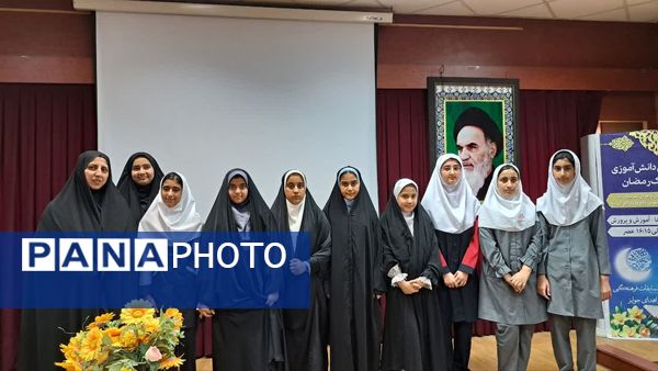 تجلیل از نخبگان قرآنی در نکا