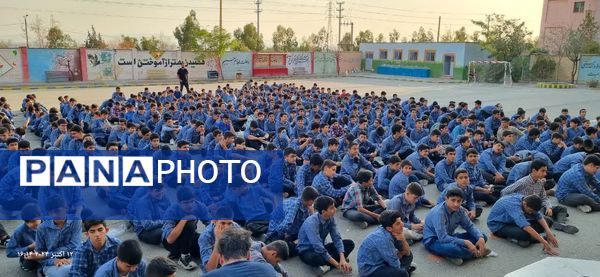 تقدیر از دانش‌آموزان افتخار آفرین در رقابت‌های جشنواره خوارزمی و کارهای پژوهشی