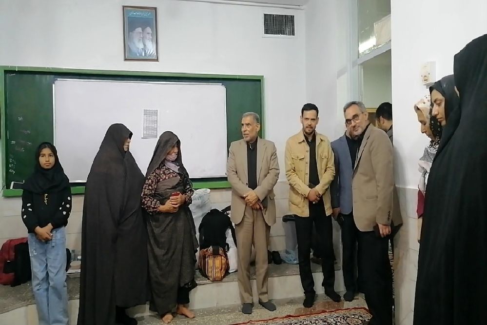بازدید مسئولان استان خراسان رضوی از مدارس محل اسکان زائران امام مهربانی‌ها