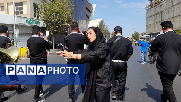 مراسم وداع مردم قهرمان پرور با پیکر پاک جاسم دلاوری در قائمشهر