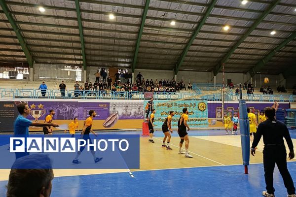 درخشش طلایی‌پوشان ورامین؛ مقاومت تهران مغلوب شد