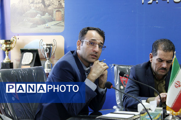 نشست جمع بندی بازدید‌های پروژه مهر از شهرستان‌های گرمه و جاجرم