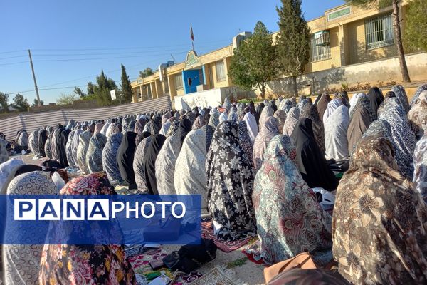 نماز عید فطر ۱۴۰۴ در روستای ظفرآباد شیراز اقامه شد