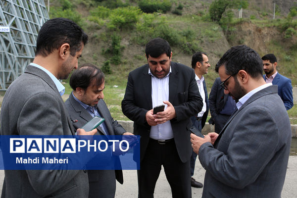 بازدید نماینده دولت و وزیر آموزش و پرورش از پروژه‌های عمرانی شهرستان سوادکوه