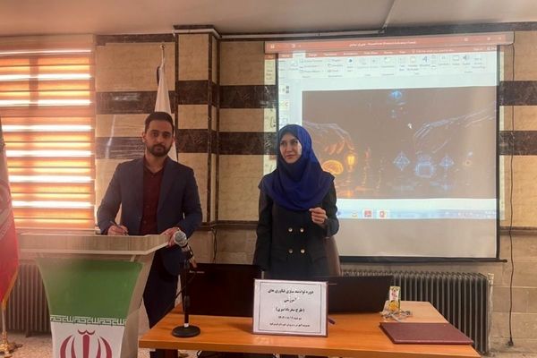 کارگاه مدیریت کلاس و روش‌های نوین تدریس در فیروزکوه: تلفیق هنر تدریس با قدرت فناوری