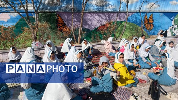 شادی و نشاط در روز جهانی کودک در دبستان لطیفه 