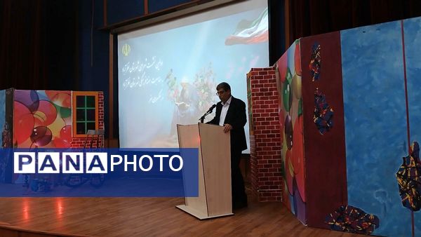 نشست هفت‌شبه شعرای نظرآباد در هفته فرهنگی نظرآباد