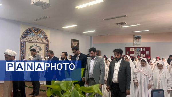 طنین انداز شدن زنگ نماز در دبستان لطیفه 