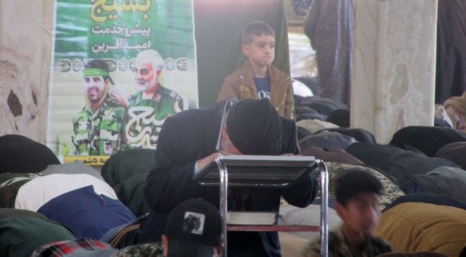 نمازی که با عطر شهید گمنام جان گرفت 