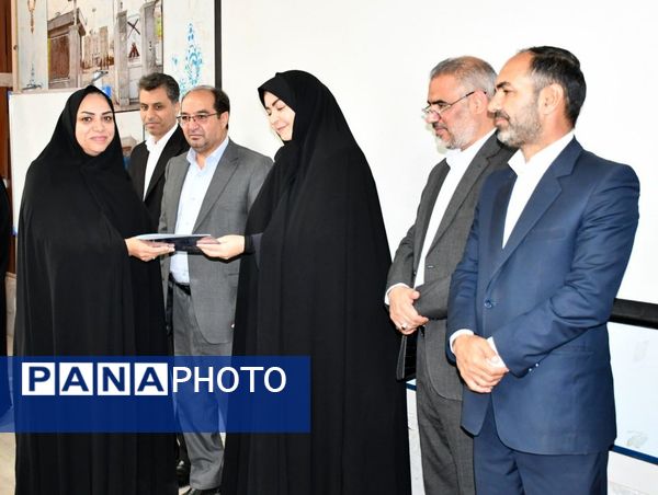 مراسم تجلیل از مدیران و رتبه‌های برتر کنکور ۱۴۰۴ در شهرستان مه‌ولات