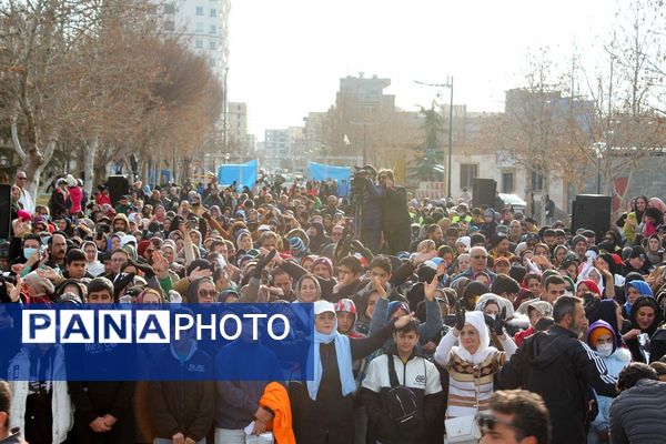  همایش پیاده‌روی خانوادگی در فردیس