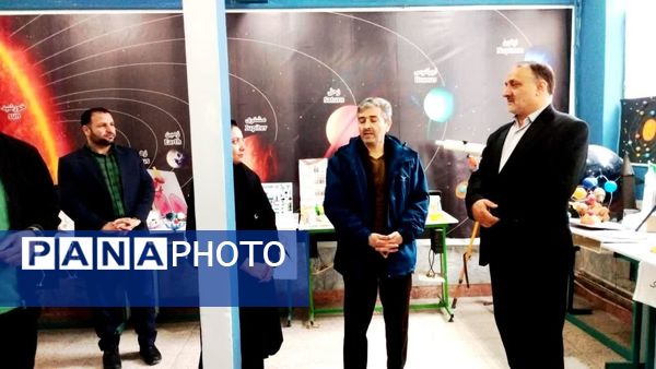 نمایشگاه  دستاوردهای علمی و تحقیقاتی دانش‌آموزان کلات