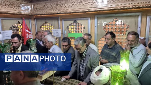 مراسم غبارروبی ضریح مطهر حضرت سلطانعلی(ع) همزمان با میلاد پیامبر(ص) و امام صادق(ع) در مشهد اردهال
