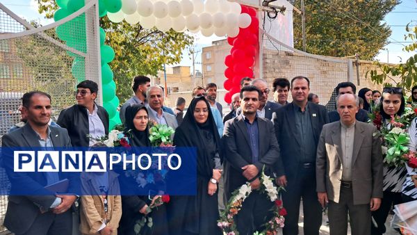 درخشش دختران فارسان بر قله مینیفوتبال کشور