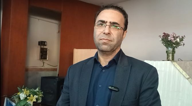 تجلیل از دانش‌آموزان برتر دبیرستان شهید سلطانی 4 ناحیه چهار کرج