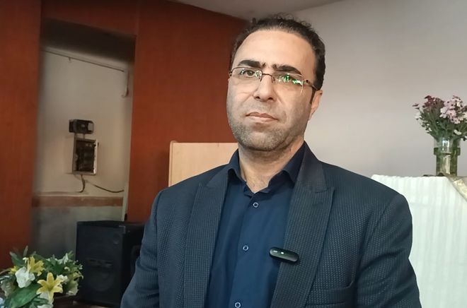 تجلیل از دانش‌آموزان برتر دبیرستان شهید سلطانی 4 ناحیه چهار کرج