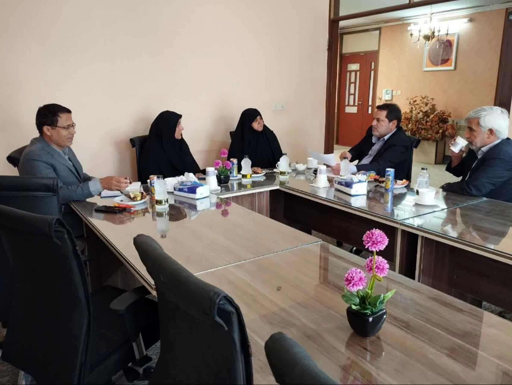 بازدید مدیرکل دفتر امور اجتماعی و فرهنگی استانداری از مؤسسه خیریه راز