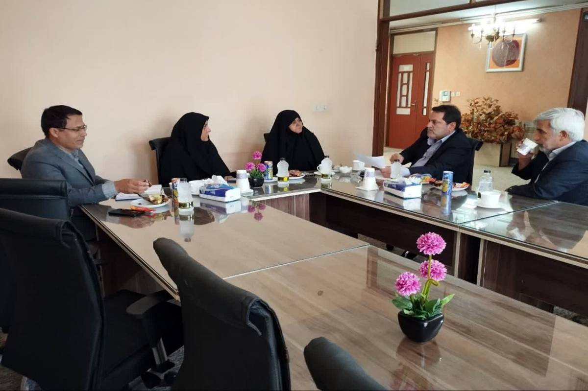 بازدید مدیرکل دفتر امور اجتماعی و فرهنگی استانداری از مؤسسه خیریه راز