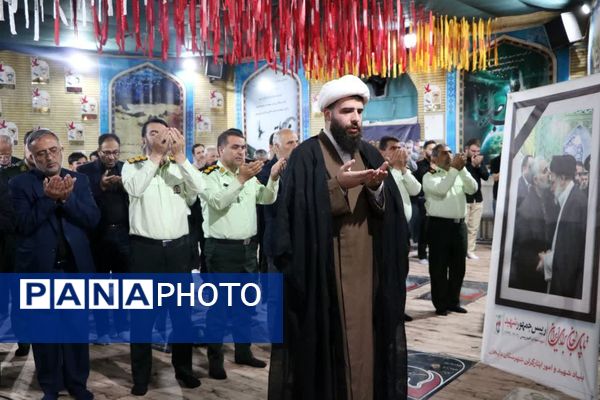  مراسم بزرگداشت رئیس‌جمهور شهید و همراهانش در گلزار شهدای شهرستان دلیجان