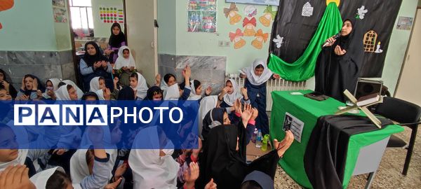 مراسم عزاداری شهادت حضرت فاطمه زهرا(س) در مدرسه شهید خاقانی شیروان