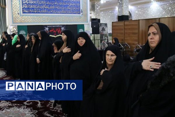 اجتماع خادمین حرم بی بی سکینه خاتون(س) در گلزار شهدا و حرکت به سوی حرم اُخت الرضا (ع)