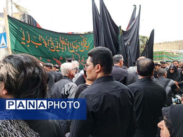 مراسم عاشورای حسینی در انگورستان ملک اصفهان