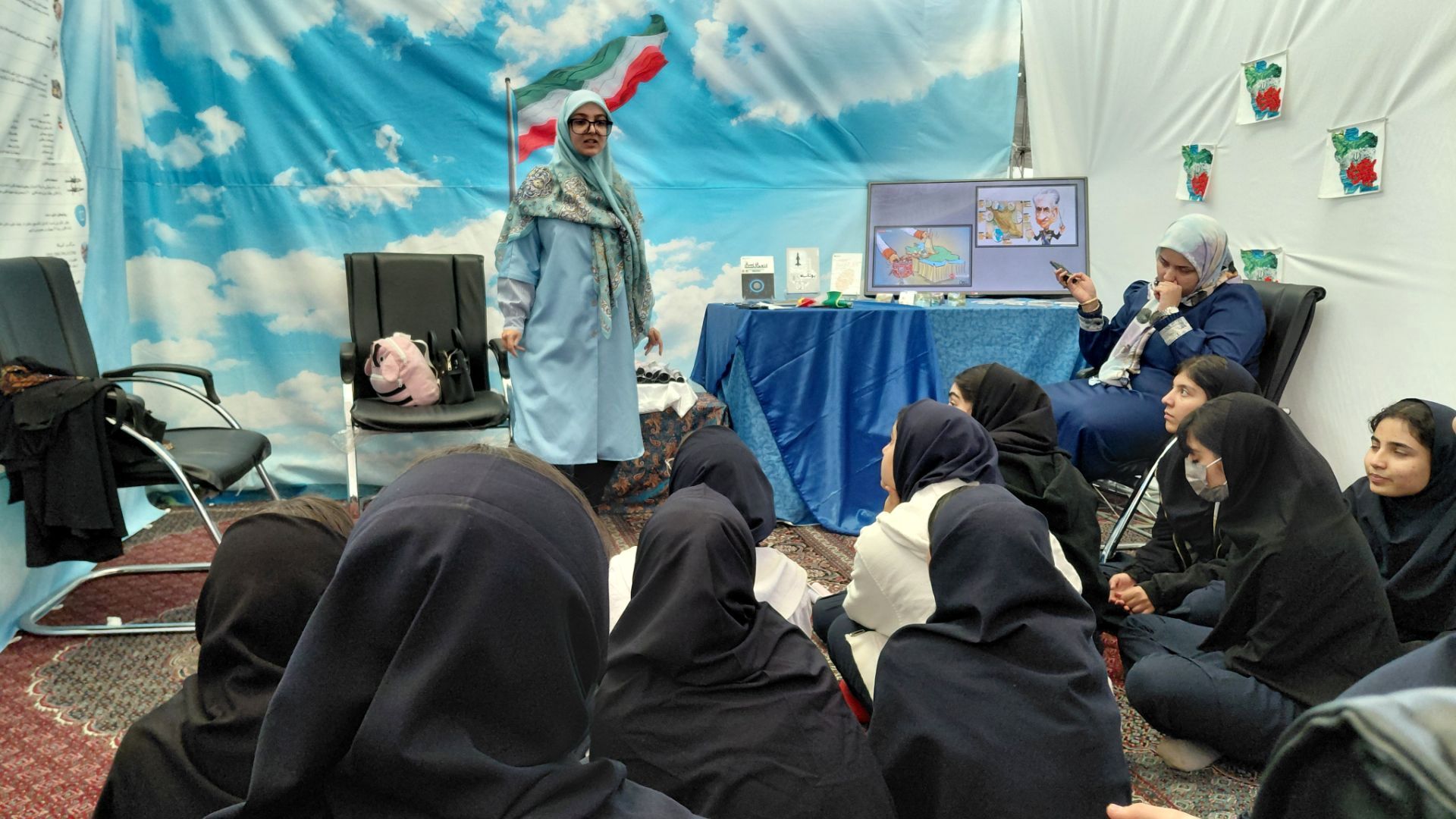 اردوی عملی آمادگی دفاعی دانش آموزان صالحین 