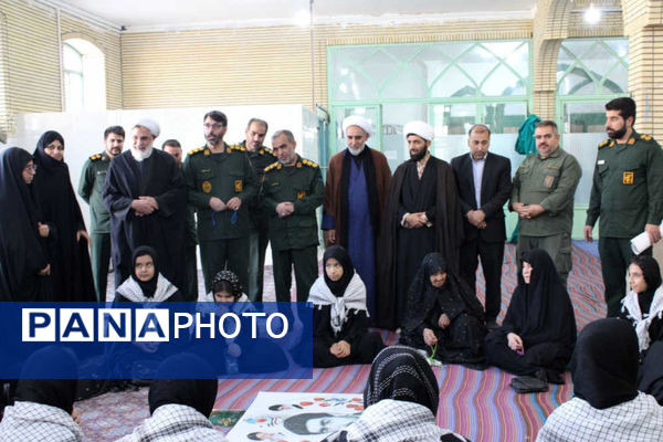 جلوه‌هایی از حلقه‌های صالحین نوجوانان بسیجی در شهر جعفریه