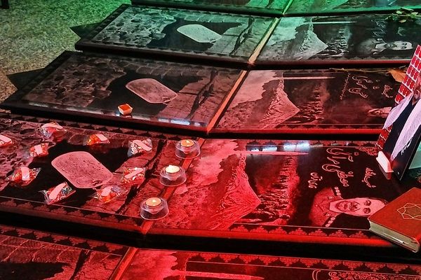 برپایی آیین غبارروبی مزار شهدا در هفته دفاع مقدس در ملارد 