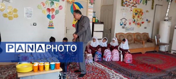 جشن غنچه‌ها در اشترینان