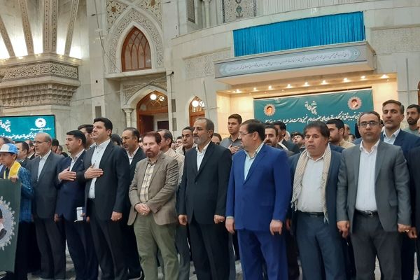 هفته معلم فرصتی مغتنم برای بازنگری در ارزش‌ها و آرمان‌های امام خمینی (ره) است
