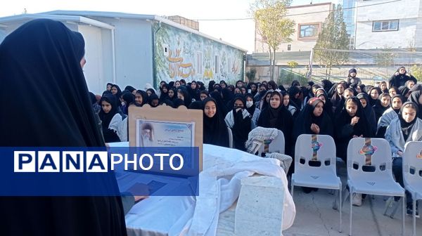 گرامیداشت روز بسیج دانش آموزی و عزاداری حضرت فاطمه(س) در خلیل آباد