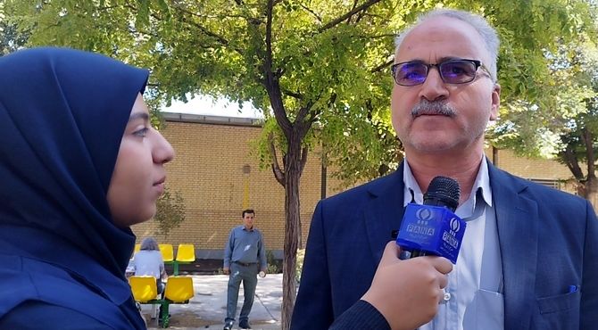 حدود ۷۲ درصد از کلاس‌های درسی منطقه امامزاده، هوشمندسازی شده است