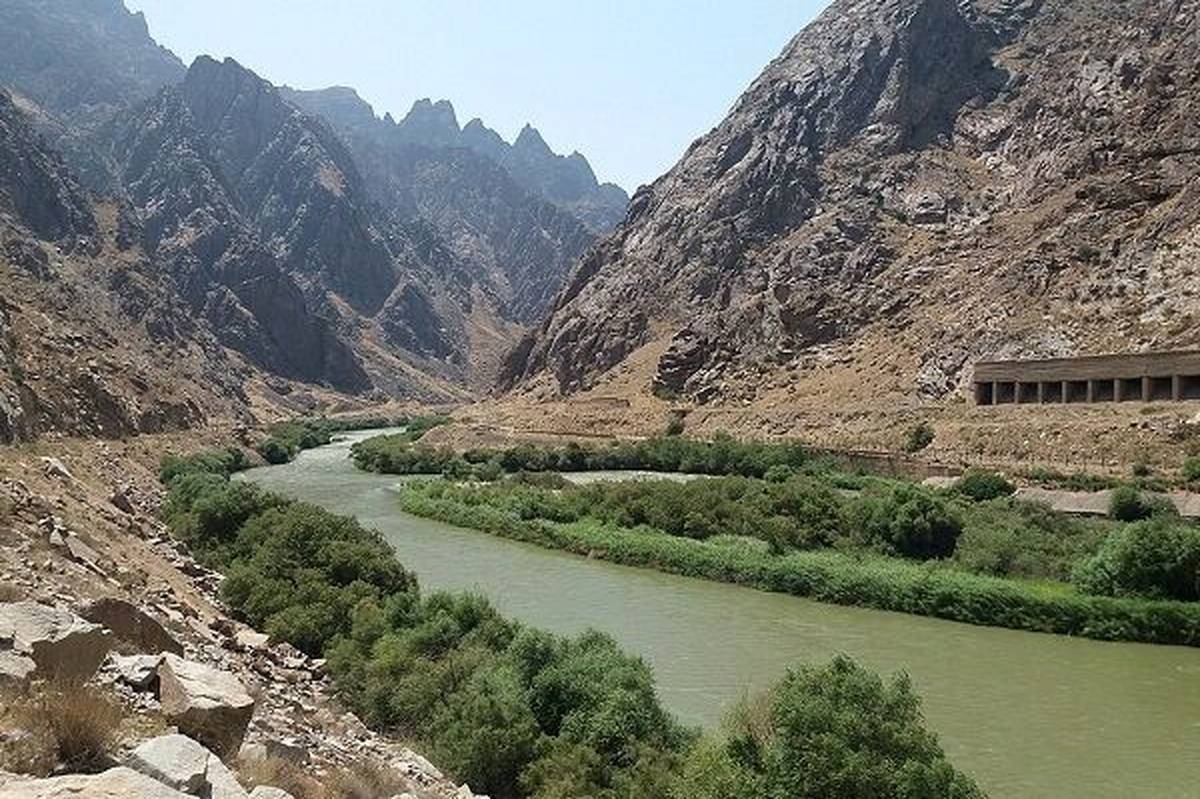 تسریع در پروژه انتقال آب رود ارس به تبریز