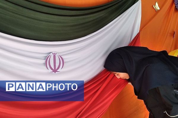 گرامیداشت و حضور پرشور مدارس اسلامشهر در راهپیمایی روز دانش‌آموز