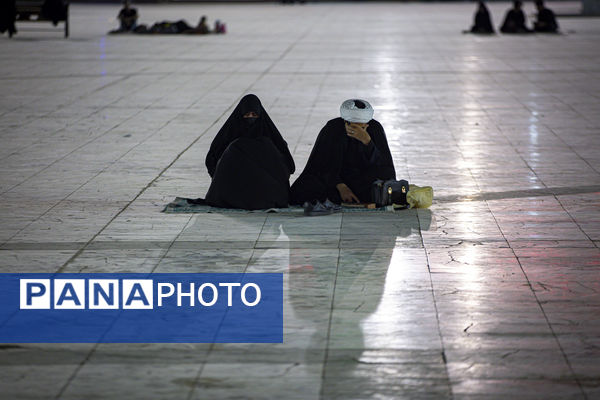 مراسم احیاء شب عاشورا در مسجد مقدس جمکران