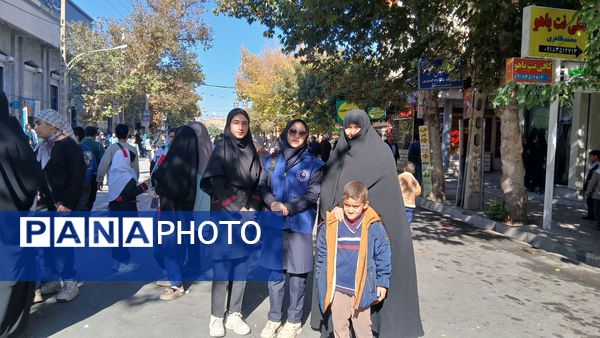 برگزاری راهپیمایی ۱۳ آبان ماه در تویسرکان