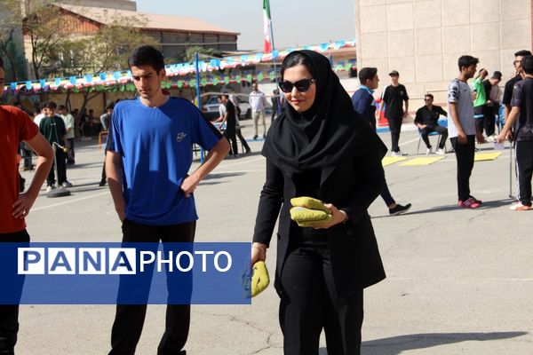 همبستگی در قامت ورزش