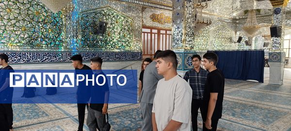 بدرقه دانش‌آموزان اعزامی به پیاده‌روی اربعین 