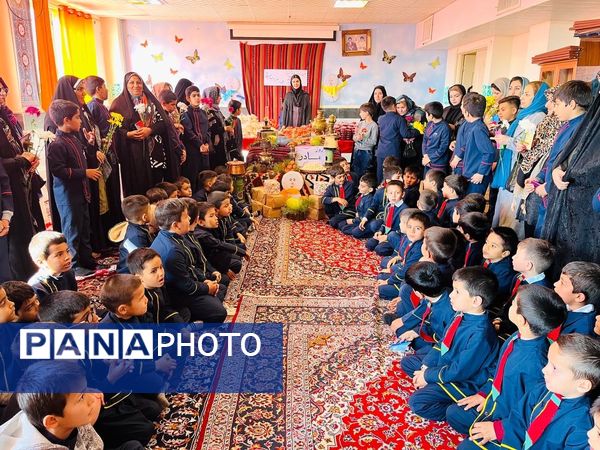 مراسم بزرگداشت ولادت حضرت فاطمه (س) و روز مادر در آموزشگاه پسرانه علاقبندنیا