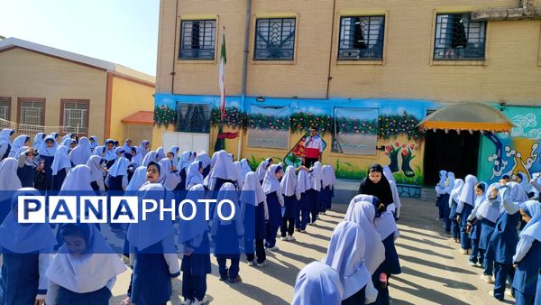 بیست و هفتمین مانور زلزله سراسری در مدرسه شاهد خیر سجادی 